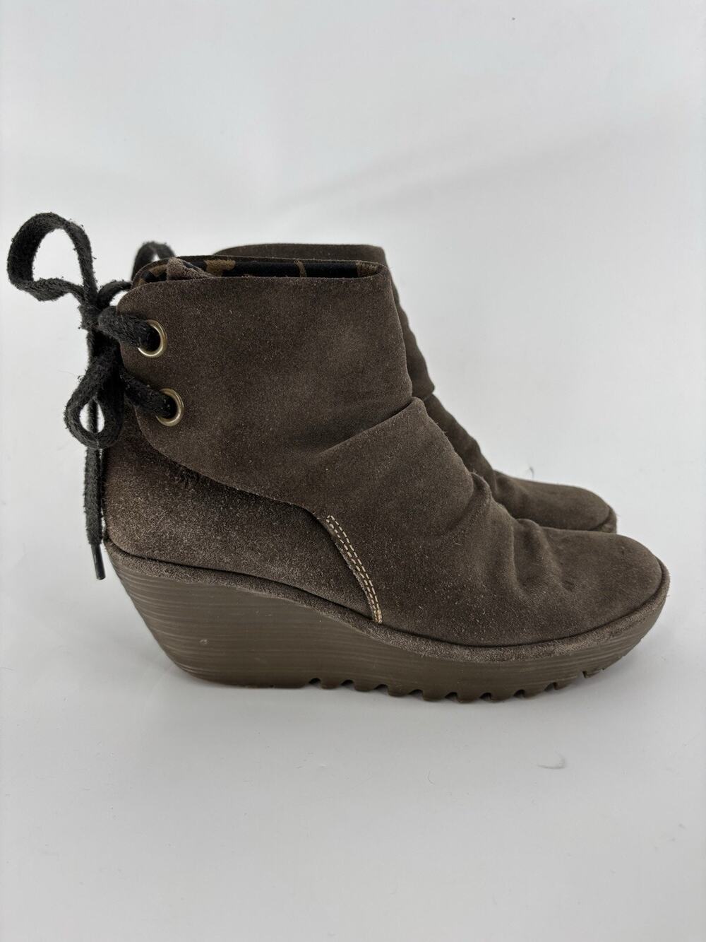 Fly London Women 39 US 8 Brown Suede Wedge Ankle Boots Lace Up Leather Booties